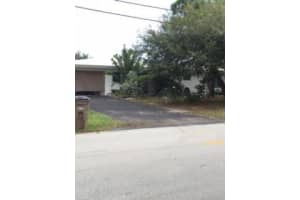 732 SE 15th Ave, Deerfield Beach, FL 33441, Sold 10/25/17