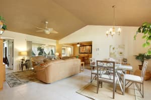 104 Village Walk Dr, Royal Palm Beach, FL 33411, Sold 12/20/17