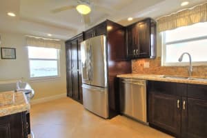 1 Harbourside Dr, Delray Beach, FL 33483, Sold 12/01/17