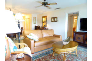 698 NE Spanish River Blvd, Boca Raton, FL 33431, Sold 10/25/17