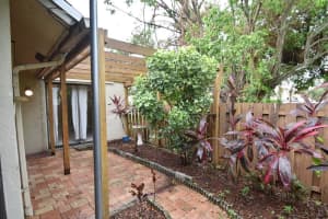 9330 SW 5th St, Boca Raton, FL 33428, Sold 01/17/18
