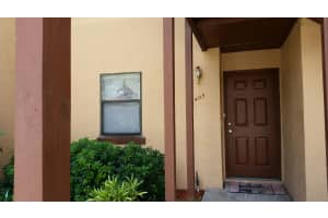 2405 Lakeview Cir, Royal Palm Beach, FL 33411, Sold 01/03/18