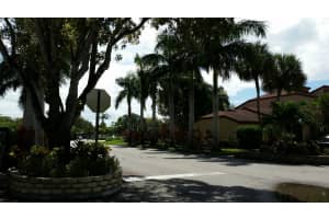 2405 Lakeview Cir, Royal Palm Beach, FL 33411, Sold 01/03/18