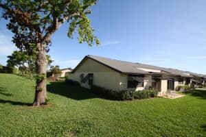 23 Ridge Pointe Dr, Boynton Beach, FL 33435, Sold 01/02/18