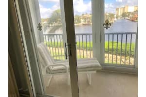1 Harbourside Dr, Delray Beach, FL 33483, Sold 01/29/18