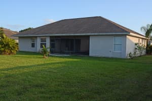 810 Alexandra Ave SW, Vero Beach, FL 32968, Sold 01/22/18