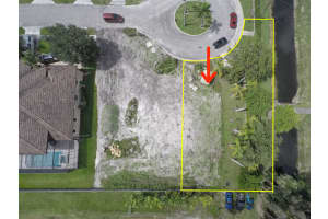 8202 SW 51st St, Cooper City, FL 33328, Sold 03/27/18