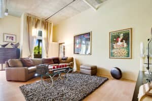 185 NE 4th Ave, Delray Beach, FL 33483, Sold 04/06/18