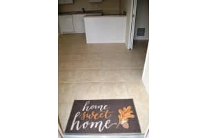 635 Executive Center Dr M108, West Palm Beach, FL 33401, Sold 11/09/17