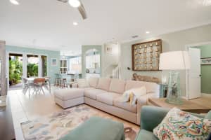 159 Las Brisas Cir, Hypoluxo, FL 33462, Sold 01/05/18