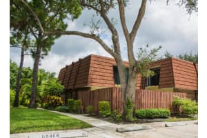 1520 Masters Cir, Delray Beach, FL 33445, Sold 11/30/17