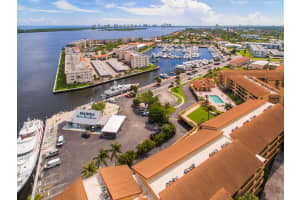 1036 US-1 APT 327, North Palm Beach, FL 33408, Sold 03/08/18