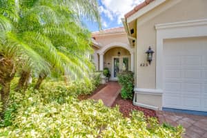 425 SW Crabapple Cove, Port St. Lucie, FL 34986, Sold 03/05/18