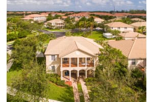 8073 Murano Cir, Palm Beach Gardens, FL 33418, Sold 11/28/17