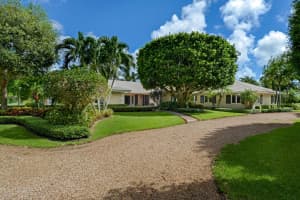 2 Country Rd W, Boynton Beach, FL 33436, Sold 02/15/18