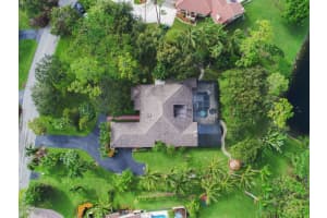 5388 E Leitner Dr, Coral Springs, FL 33067, Sold 12/29/17