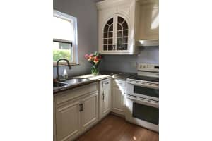 1016 Raintree Dr, Palm Beach Gardens, FL 33410, Sold 12/15/17