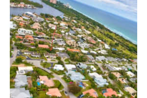 711 NE 6th St, Boca Raton, FL 33432, Sold 07/23/18