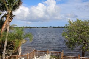 2 Via Lago, Boynton Beach, FL 33435, Sold 06/26/18
