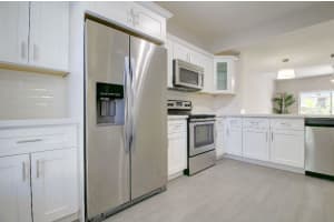 827 Kokomo Key Ln, Delray Beach, FL 33483, Sold 01/16/18