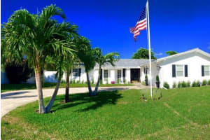 1030 Singer Dr, West Palm Beach, FL 33404, Sold 02/02/18