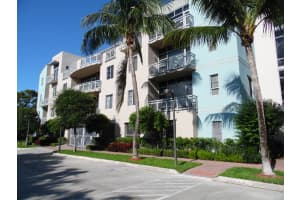 335 SE 6th Ave, Delray Beach, FL 33483, Sold 11/09/17