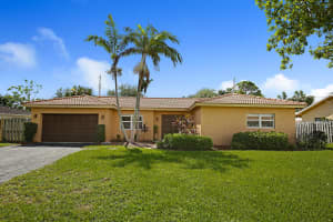 818 NW 7th St, Boca Raton, FL 33486, Sold 06/07/18