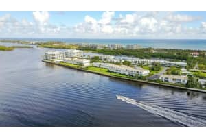 2180 Ibis Isle Rd, Palm Beach, FL 33480, Sold 01/28/22