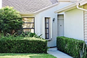 12137 Country Greens Blvd, Boynton Beach, FL 33437, Sold 12/18/17