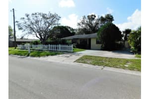 2805 Sheraton Blvd, Fort Pierce, FL 34946, Sold 12/29/17