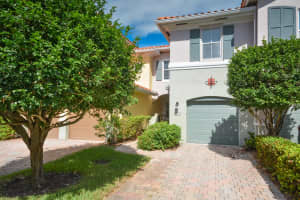 114 Las Brisas Cir, Hypoluxo, FL 33462, Sold 09/17/18