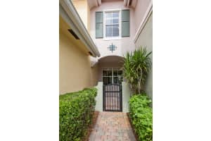 114 Las Brisas Cir, Hypoluxo, FL 33462, Sold 09/17/18