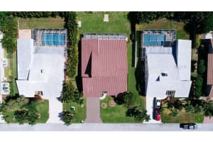 246 NW 69th St, Boca Raton, FL 33487, Sold 12/06/17