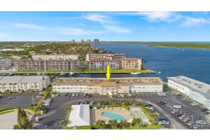 111 Shore Ct, North Palm Beach, FL 33408, Sold 12/08/17
