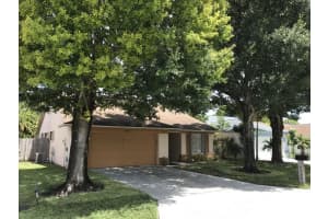 5035 Foxhall Dr N, West Palm Beach, FL 33417, Sold 12/27/17