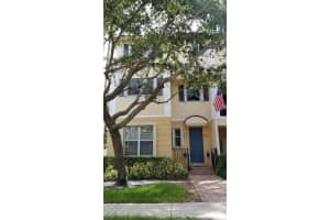 2875 S Oasis Dr, Boynton Beach, FL 33426, Sold 03/01/18