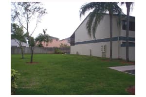 7065 SW 42nd Ct, Davie, FL 33314, Sold 12/12/17