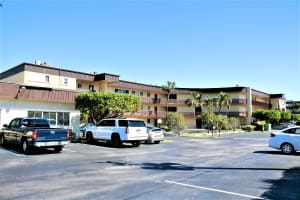 200 Waterway Dr S, Lantana, FL 33462, Sold 11/30/17