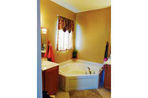 3132 N Oasis Dr, Boynton Beach, FL 33426, Sold 01/25/18