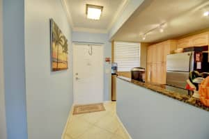 2070 Homewood Blvd, Delray Beach, FL 33445, Sold 01/26/18