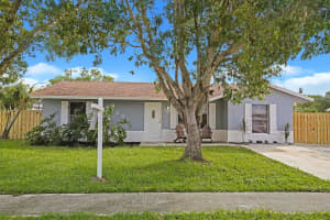 4600 Carthage Cir N, Lake Worth, FL 33463, Sold 12/07/17