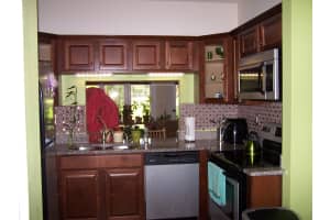 4702 S Hemingway Cir, Margate, FL 33063, Sold 12/01/17