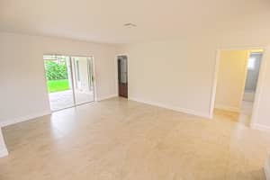 834 NW 7th St, Boca Raton, FL 33486, Sold 12/19/17