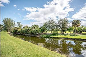 194 Par Dr, Royal Palm Beach, FL 33411, Sold 02/16/18