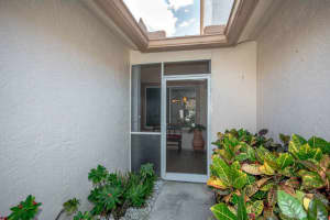 194 Par Dr, Royal Palm Beach, FL 33411, Sold 02/16/18