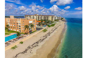 3520 S Ocean Blvd APT F404, South Palm Beach, FL 33480, Sold 10/01/18