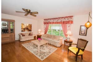 1058 S Oakridge Cir, Lantana, FL 33462, Sold 02/09/18