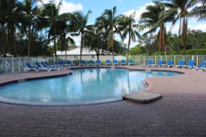 6832 Hendry Dr, Lake Worth, FL 33463, Sold 03/28/18