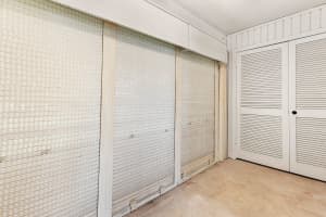 4461 Oak Terrace Dr, Greenacres, FL 33463, Sold 12/12/17