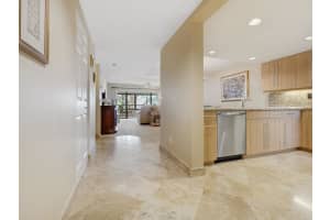 325 Oak Harbour Dr, Juno Beach, FL 33408, Sold 12/22/17